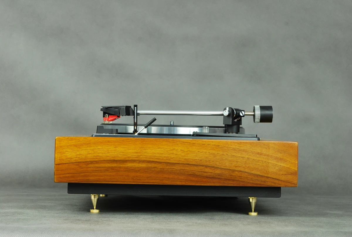 Dual 1209 walnut